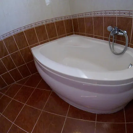Dávid Apartman *